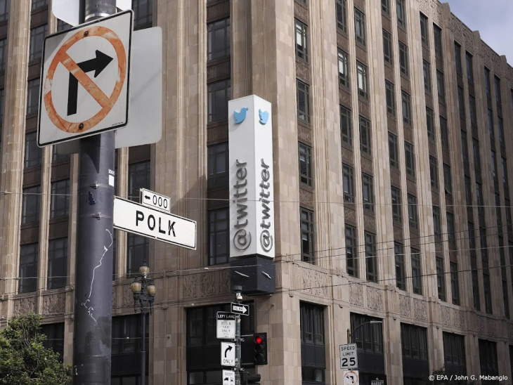 ontslag twitter-top kost elon musk 100 miljoen dollar