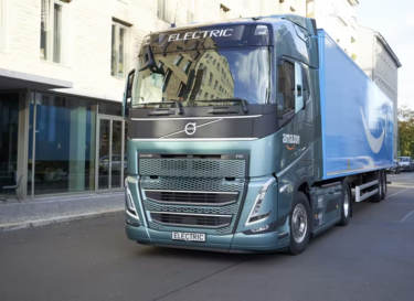 Volvo presenteert zware, elektrische vrachtwagens met groen staal