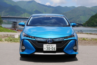 Toyota Prius PHV - Natuurlijk uit Japan