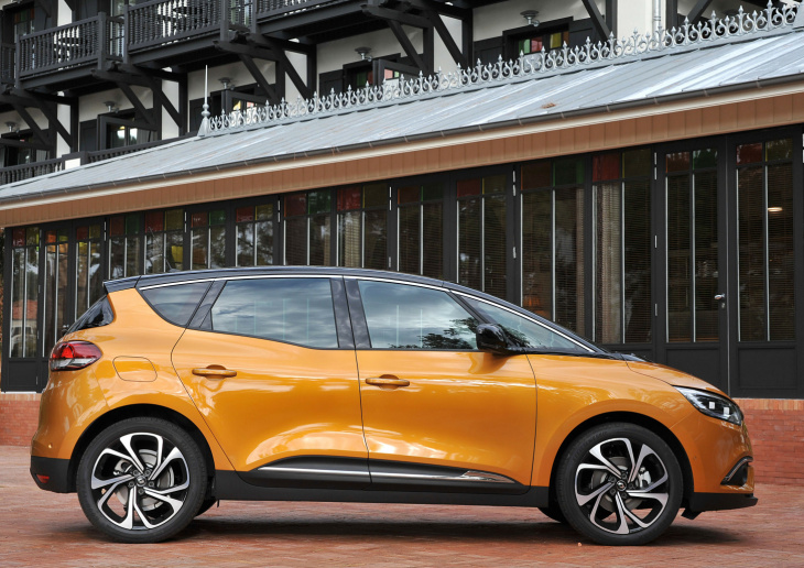 renault scenic, scenic iv, test, autotest, mpv, tce 130, renault scenic - aandachtstrekker op grote voet