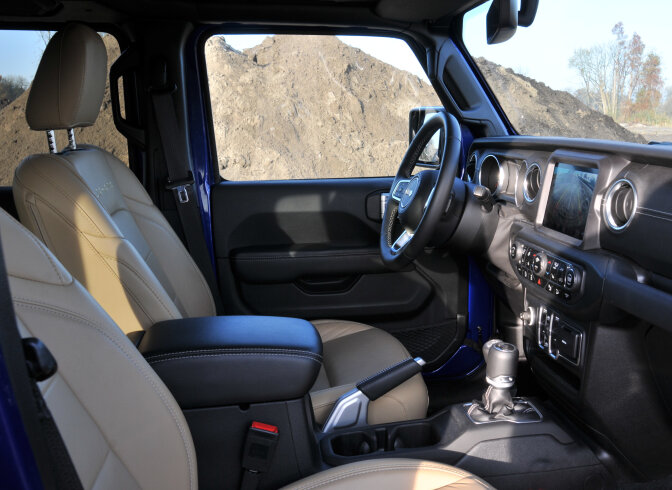 jeep wrangler, autotest, suv, terreinwagen, shara, benzine, jeep wrangler - een echte terreinwagen