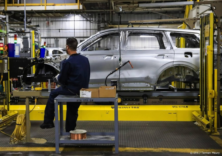 microsoft, autofabrikant ford schrapt volgens vakbond 3200 europese banen
