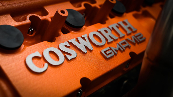 zo bouwt cosworth v12-motoren voor gma t.50