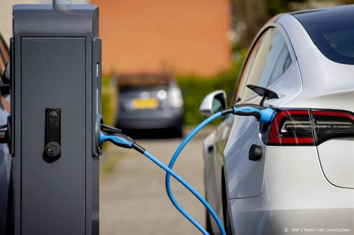 iea: dit jaar opnieuw recordverkoop elektrische auto's