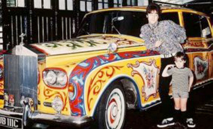 rolls royce phantom v john lennon's : de psychedelische reis van de iconische britse auto