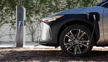 Toyota presenteert nieuwe EV met bereik van 1.000 kilometer dankzij veelbelovende batterij