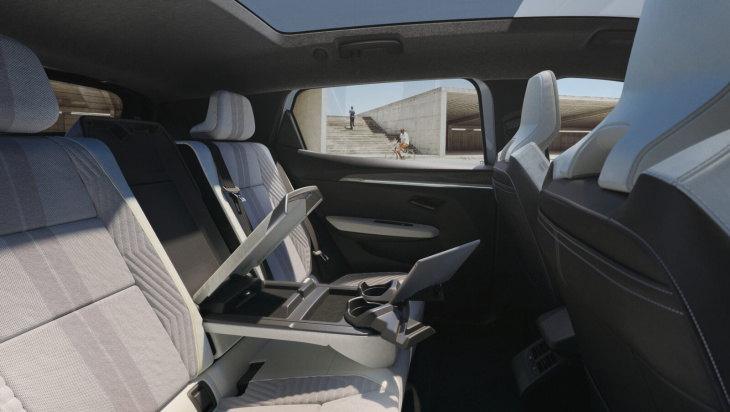 android, renault komt met nieuwe elektrische scenic: gezinsauto met veel ruimte