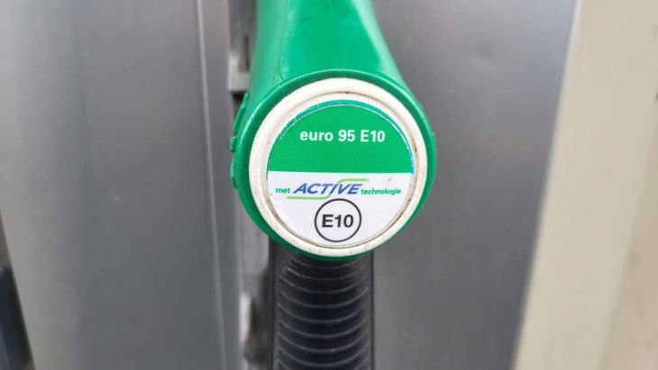 omrijden voor tanken? in friesland was de benzine afgelopen weekend wel heel goedkoop