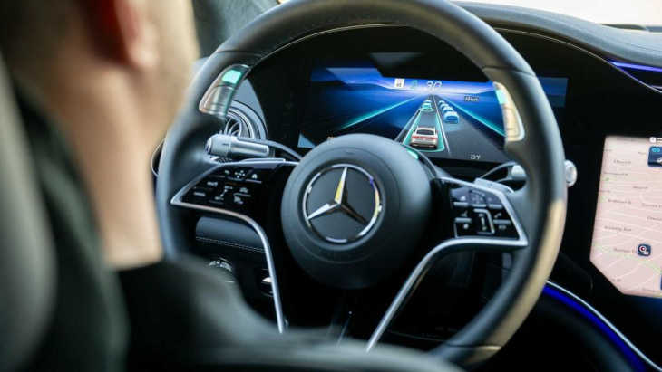 ‘zelfrijdende auto’s gaan zorgen voor meer files en een lagere snelheid’
