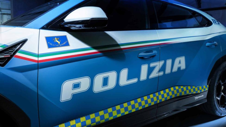 de politie in italië gaat deze lamborghini urus performante gebruiken als dienstauto