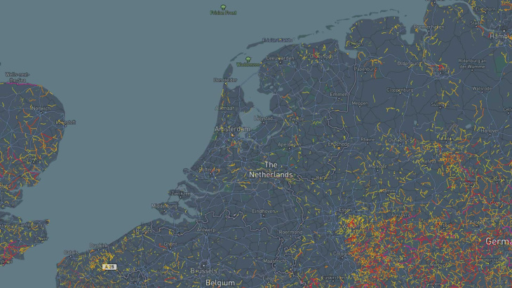 handige kaart toont hoe saai de wegen in nederland zijn (en waar je wél leuke vindt)