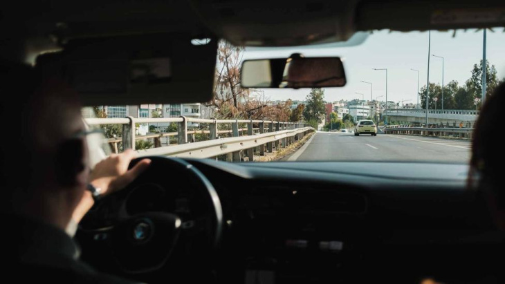 uber-chauffeur rijdt ruim 100.000 kilometer in één jaar, maar de netto-opbrengst valt tegen