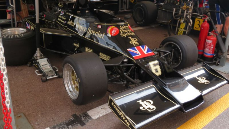 lotus: afbeeldingen van prachtige formule 1-raceauto's van weleer