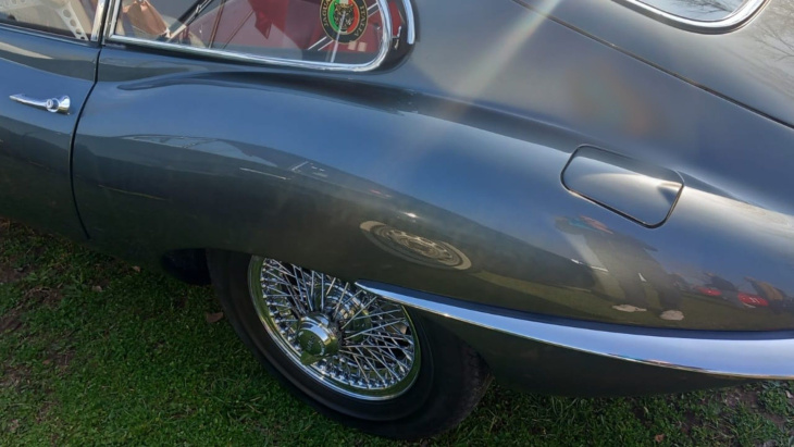 jaguar, charme en elegantie op vier wielen: de foto's