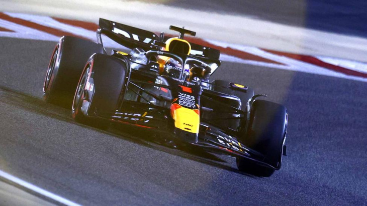 verstappen pakt de eerste pole-position van 2024 tijdens de kwalificatie in bahrein