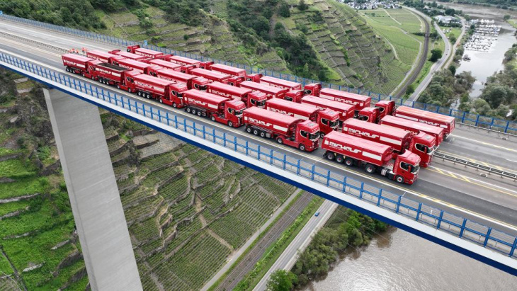 waarom er 24 vrachtwagens op een wankele brug van 123 meter hoog werden geparkeerd